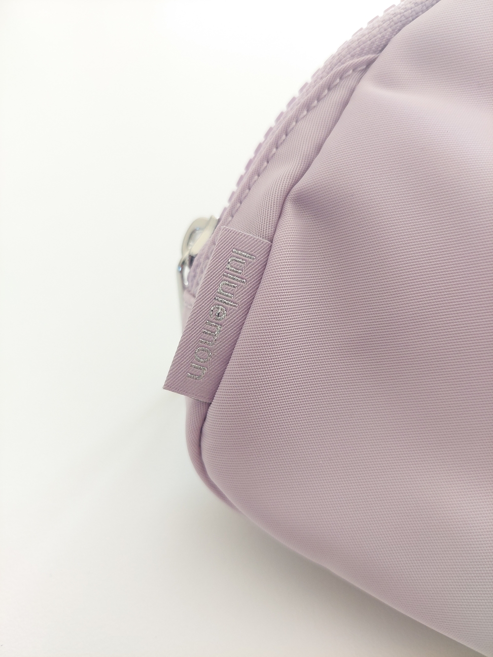 Lululemon Everywhere Belt Bag Crossbody Purse Lila Purple Mini Small - Picture 4 of 5